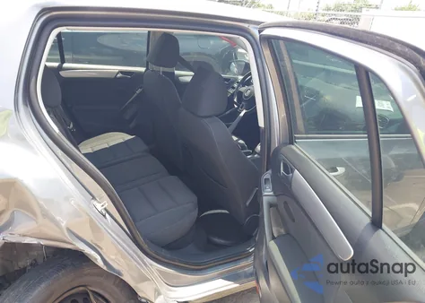 2014 Volkswagen Golf 2.5L из США, поврежденный, VIN WVWDB7AJ0EW002332